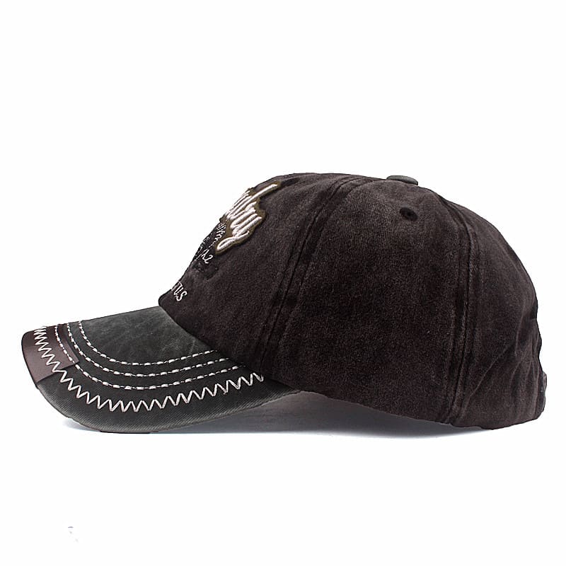 hat-retro-vintage-bicolor-embroidered-details